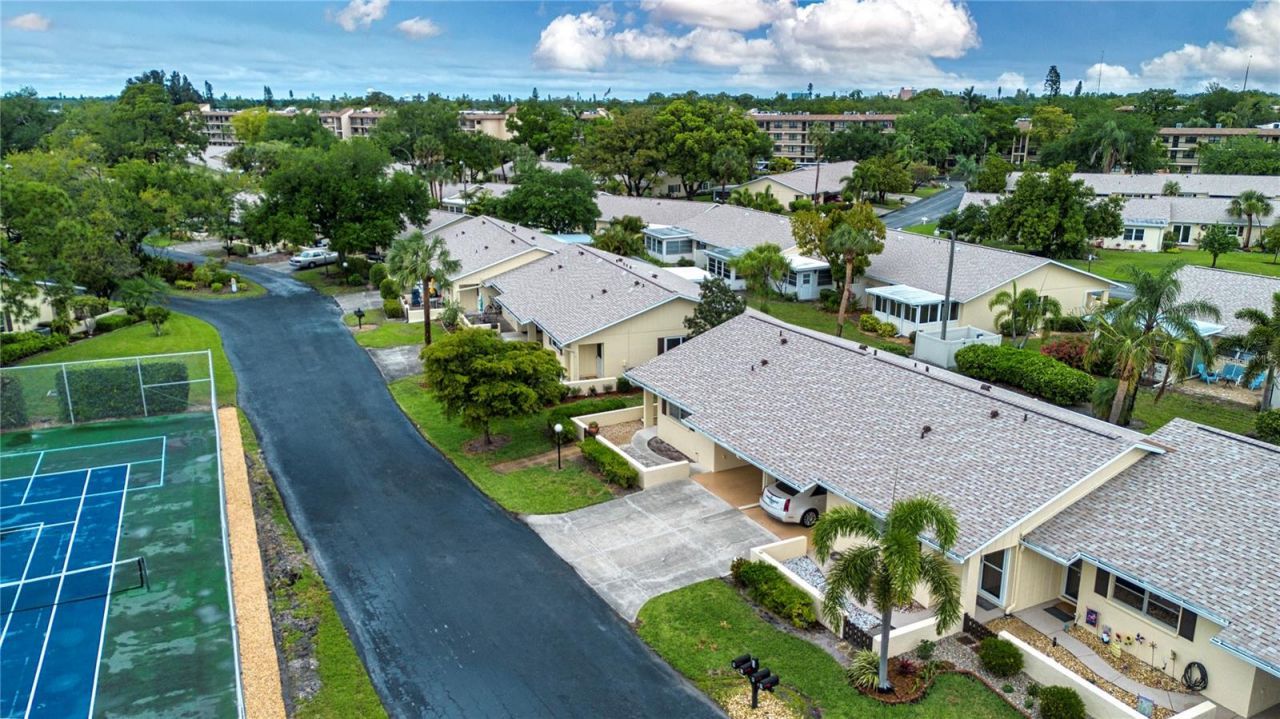 390 301 Boulevard W, Unit 12D, Bradenton, FL 34205 Photo