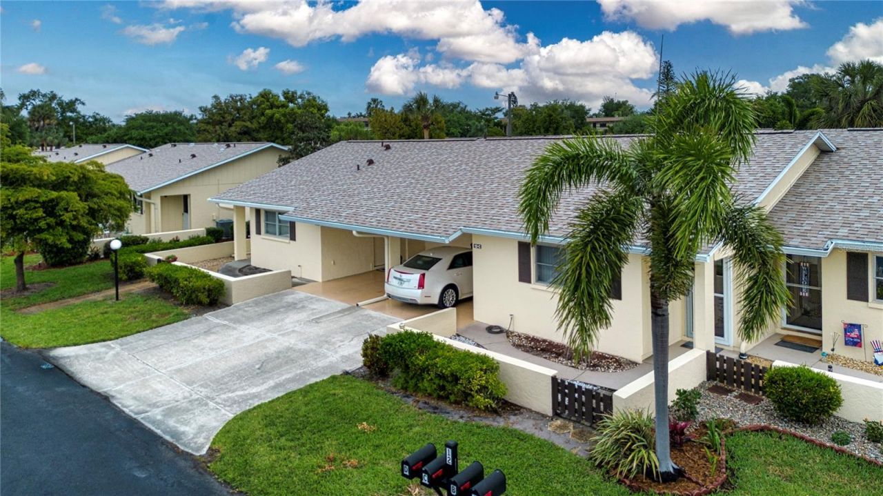 390 301 Boulevard W, Unit 12D, Bradenton, FL 34205 Photo