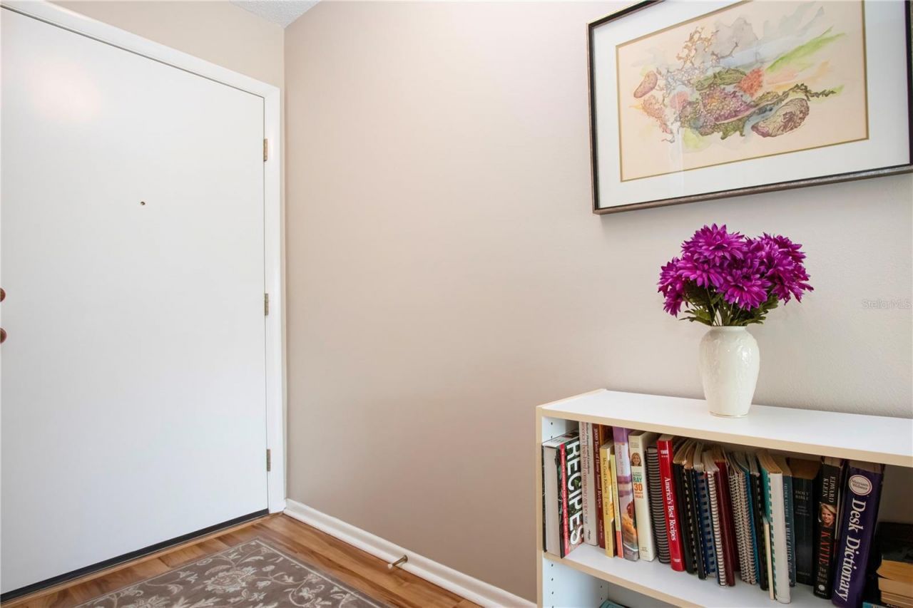 390 301 Boulevard W, Unit 12D, Bradenton, FL 34205 Photo