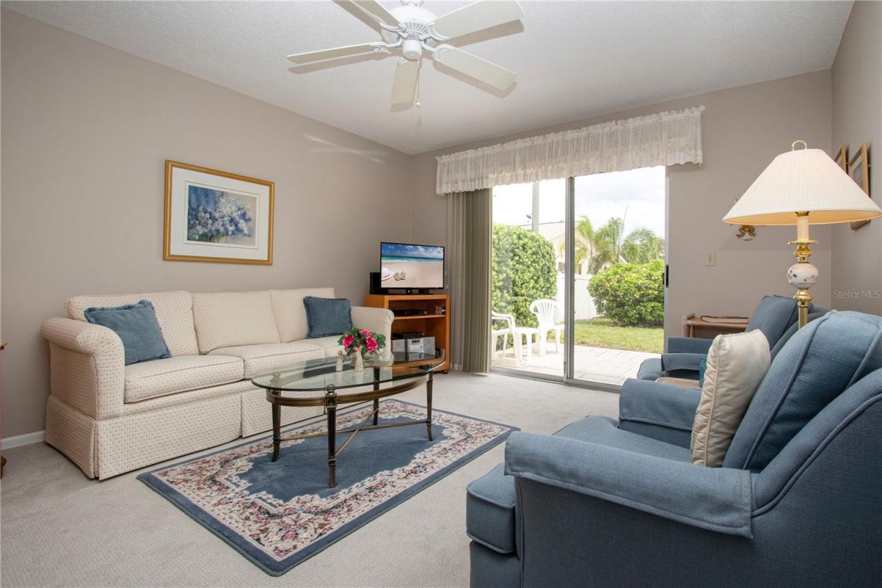 390 301 Boulevard W, Unit 12D, Bradenton, FL 34205 Photo