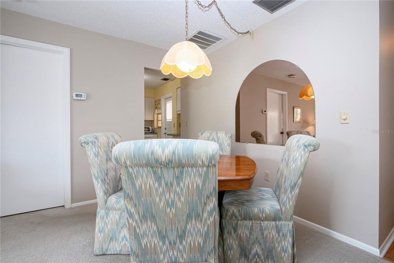 390 301 Boulevard W, Unit 12D, Bradenton, FL 34205 Photo