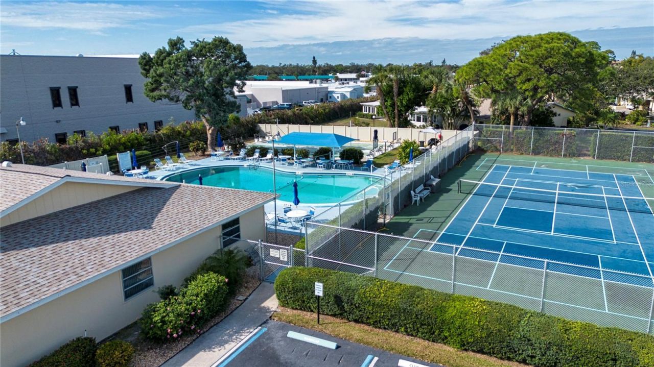 390 301 Boulevard W, Unit 12D, Bradenton, FL 34205 Photo