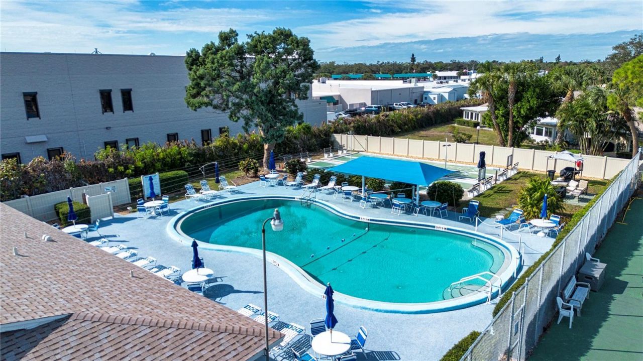 390 301 Boulevard W, Unit 12D, Bradenton, FL 34205 Photo