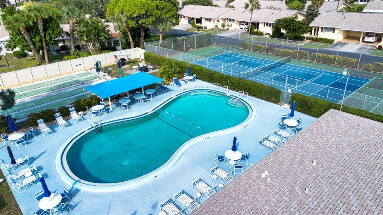 390 301 Boulevard W, Unit 12D, Bradenton, FL 34205 Photo