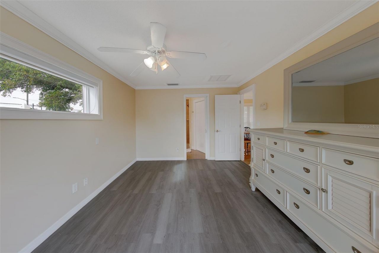 2017 Cove Drive, Largo, FL 33774 Photo