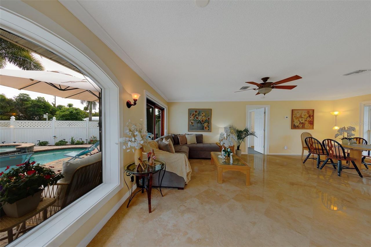 2017 Cove Drive, Largo, FL 33774 Photo