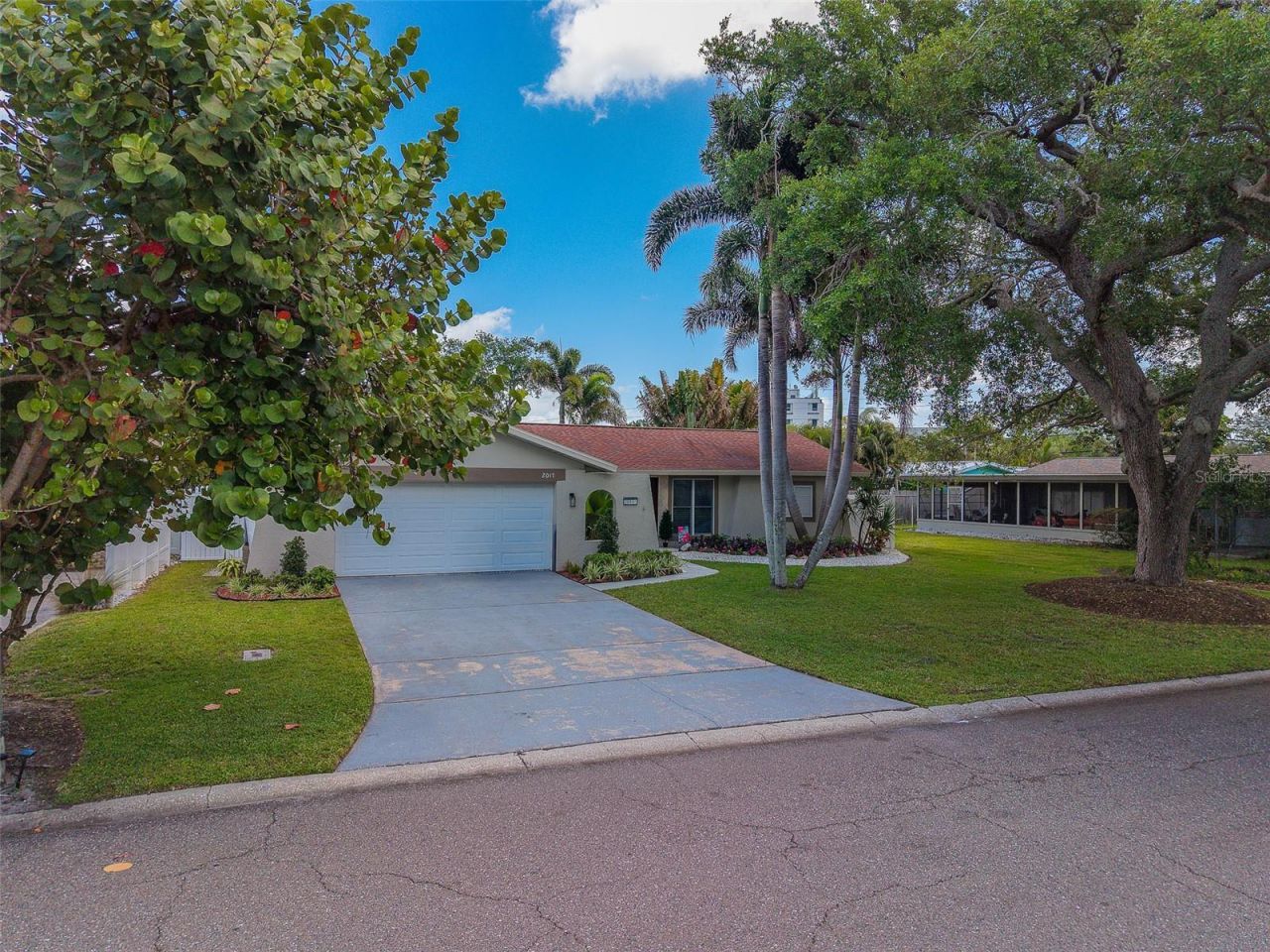 2017 Cove Drive, Largo, FL 33774 Photo