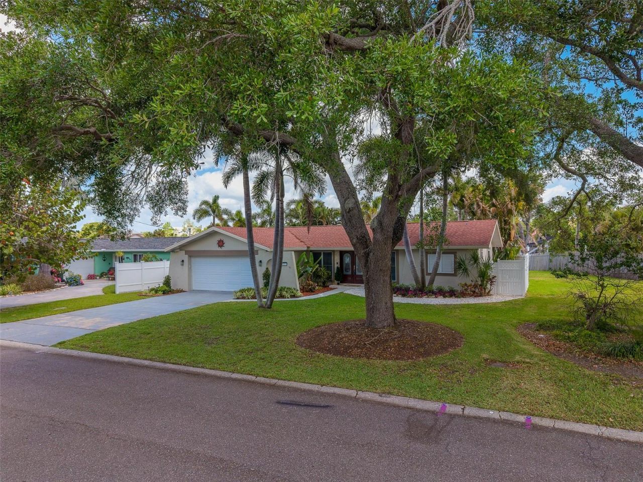 2017 Cove Drive, Largo, FL 33774 Photo