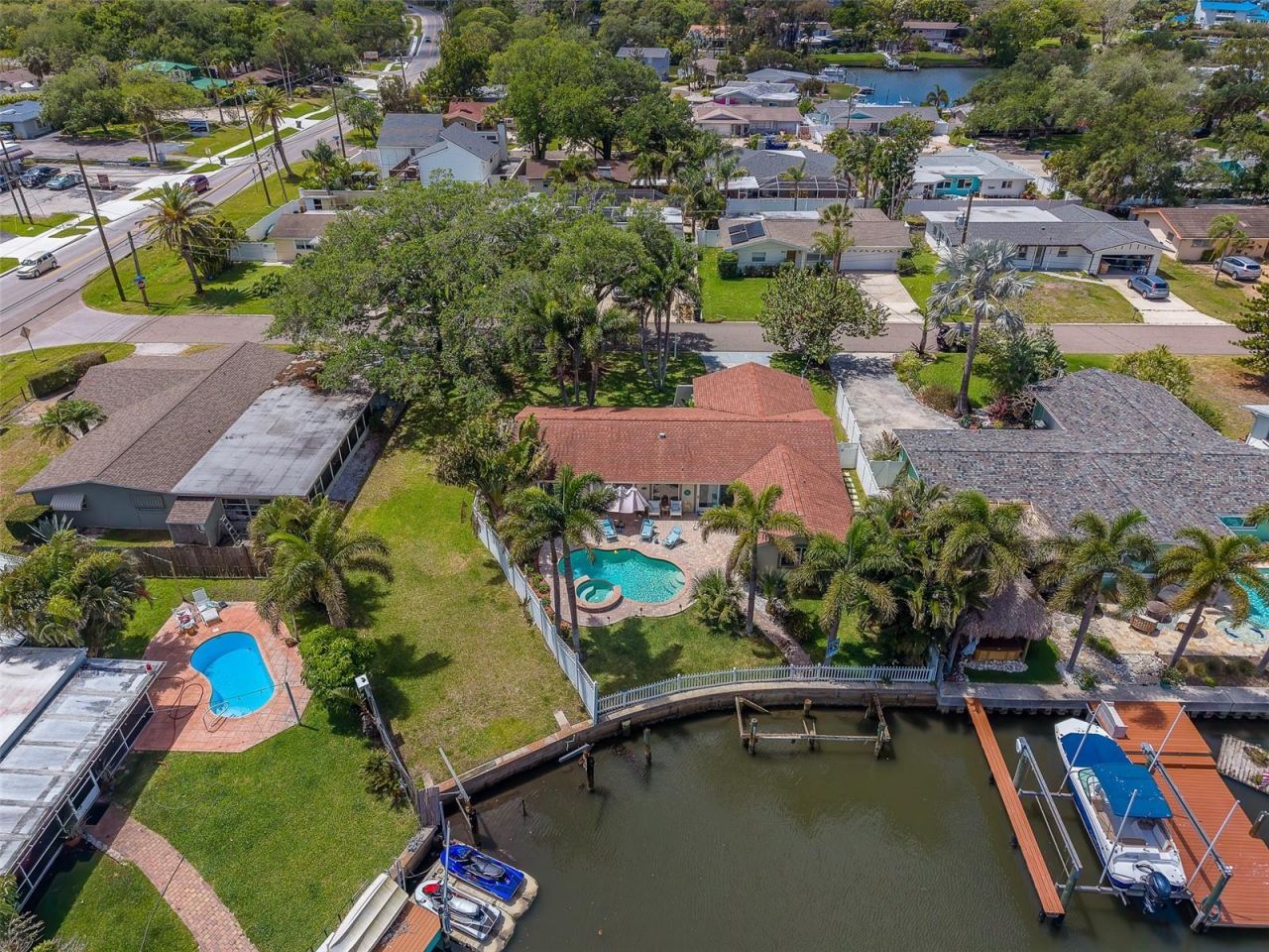 2017 Cove Drive, Largo, FL 33774 Photo