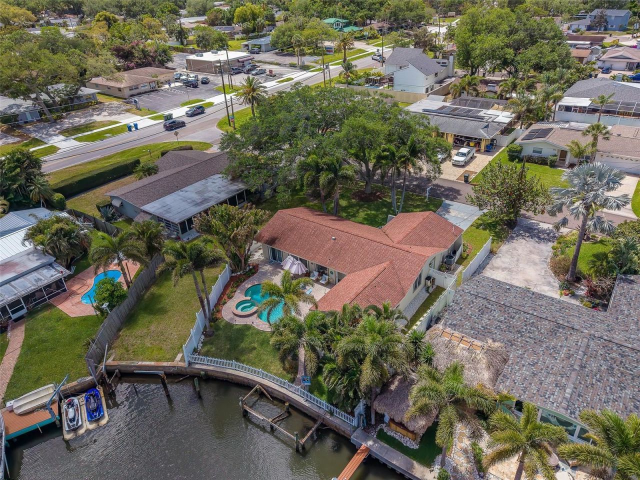 2017 Cove Drive, Largo, FL 33774 Photo