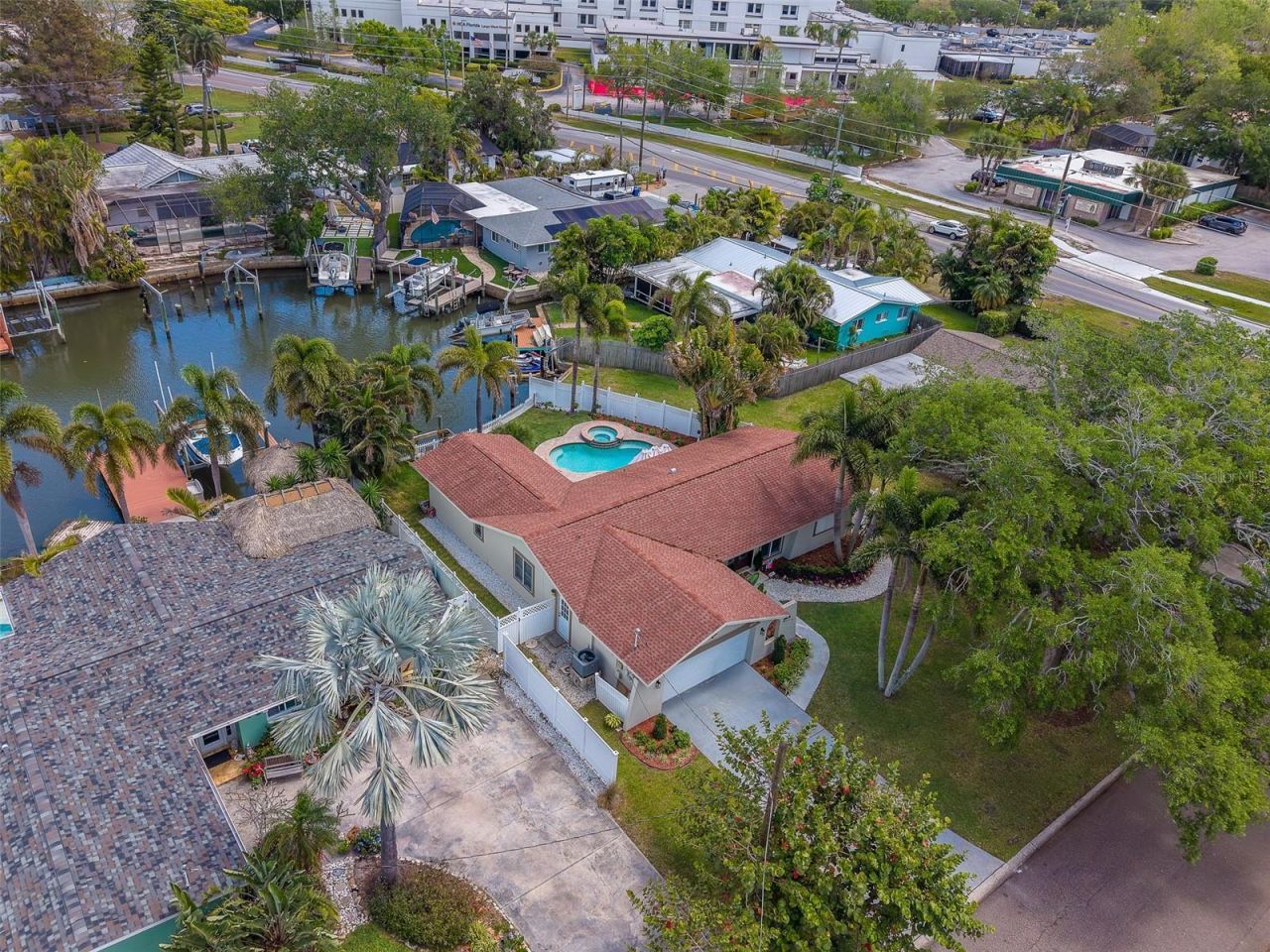 2017 Cove Drive, Largo, FL 33774 Photo