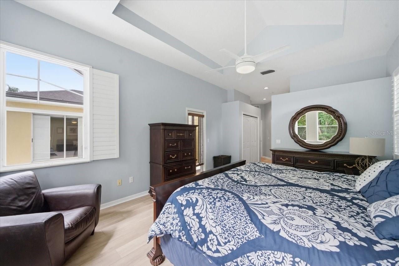 19106 Saint Laurent Drive , Lutz, FL 33558 Photo