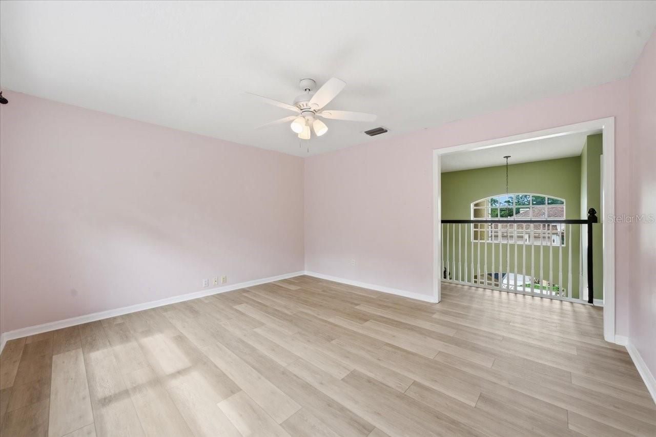 19106 Saint Laurent Drive , Lutz, FL 33558 Photo