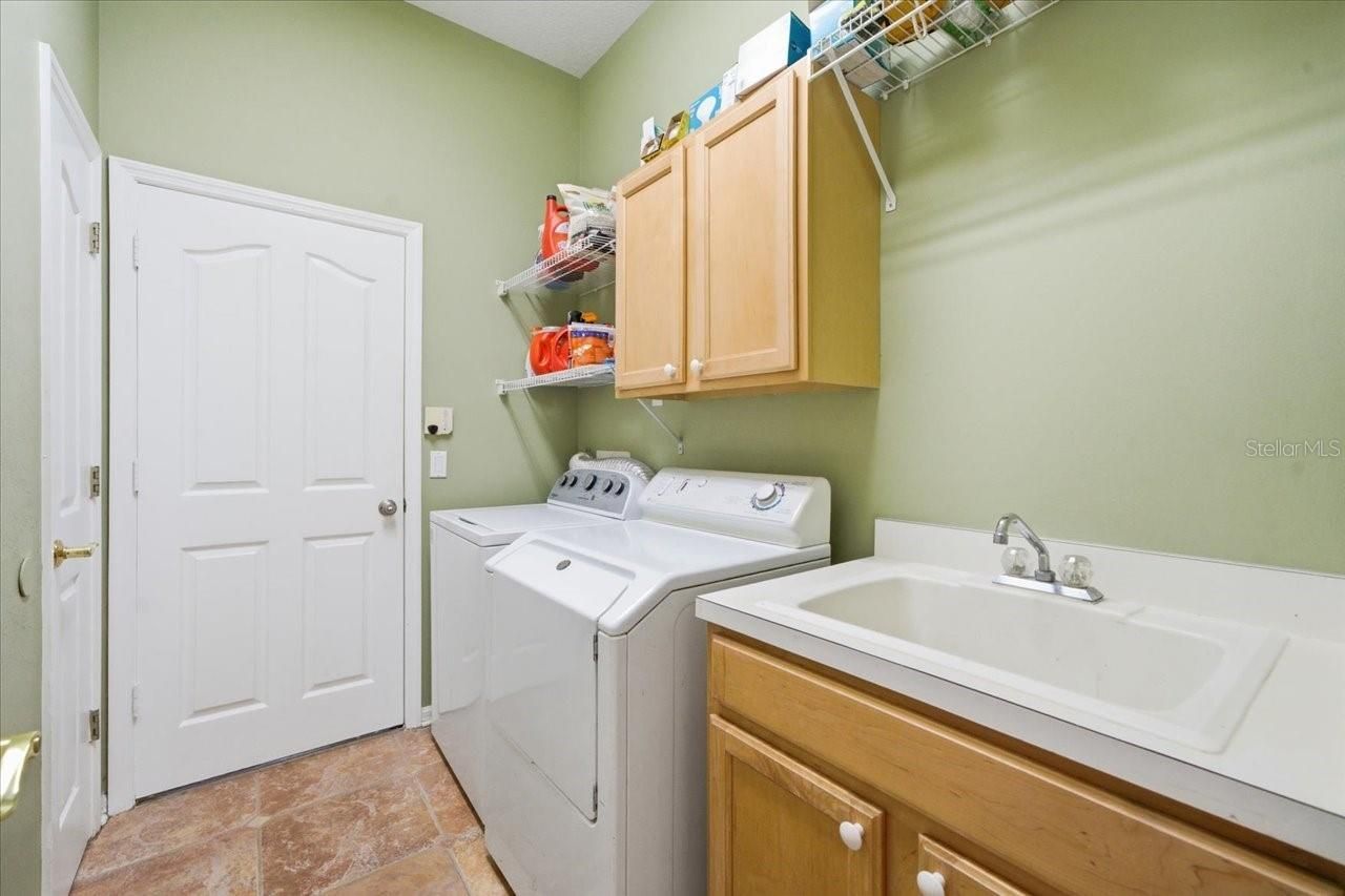 19106 Saint Laurent Drive , Lutz, FL 33558 Photo