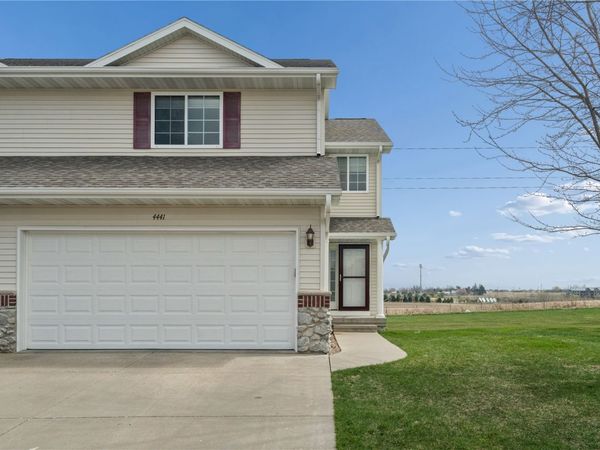 4441 Derby , Marion, IA 52302