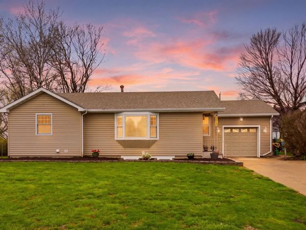 1015 11th Avenue , Orion, IL 61273