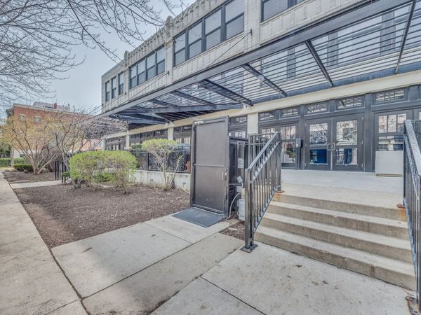 1001 W 15th Street , Unit 317, Chicago, IL 60608