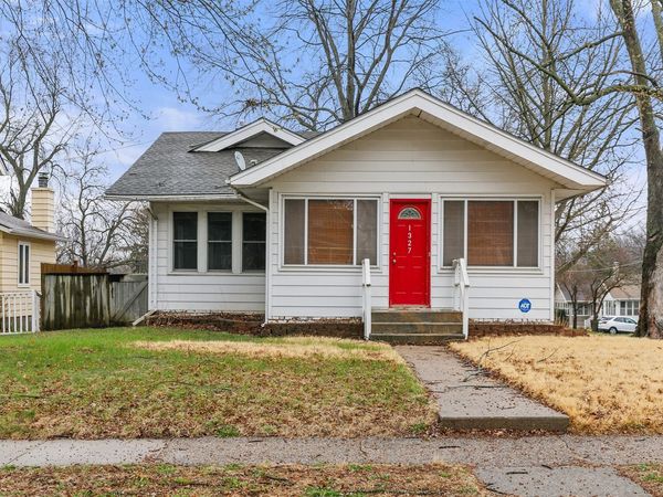 1327 39th Street, Des Moines, IA 50311