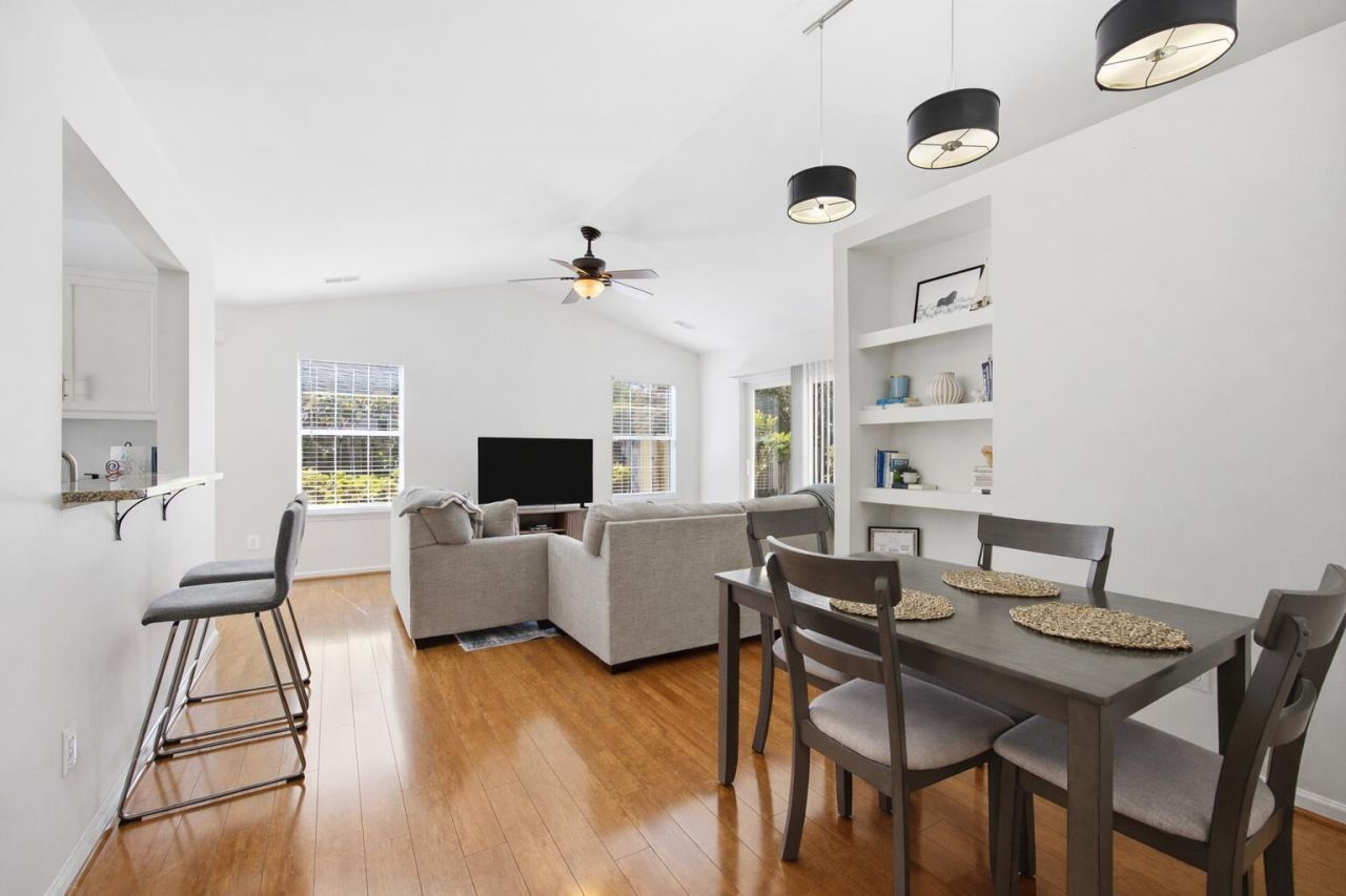 1929 Treebark Drive Photo 10