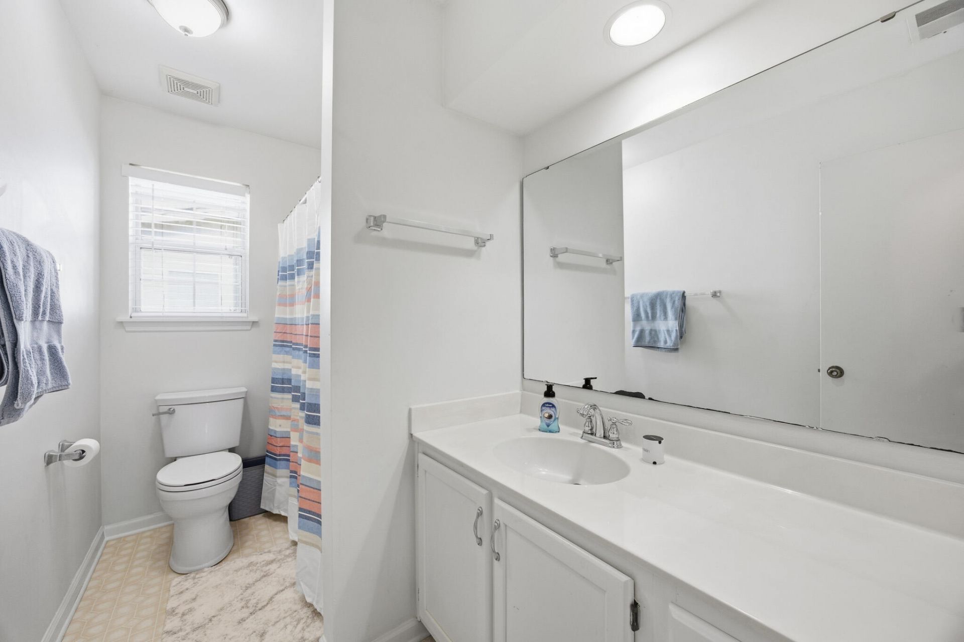 1929 Treebark Drive Photo 16