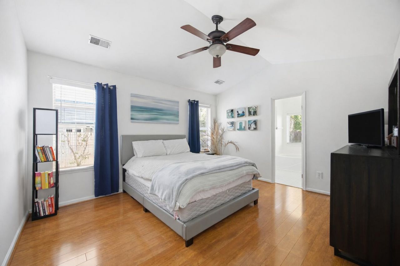 1929 Treebark Drive Photo 19