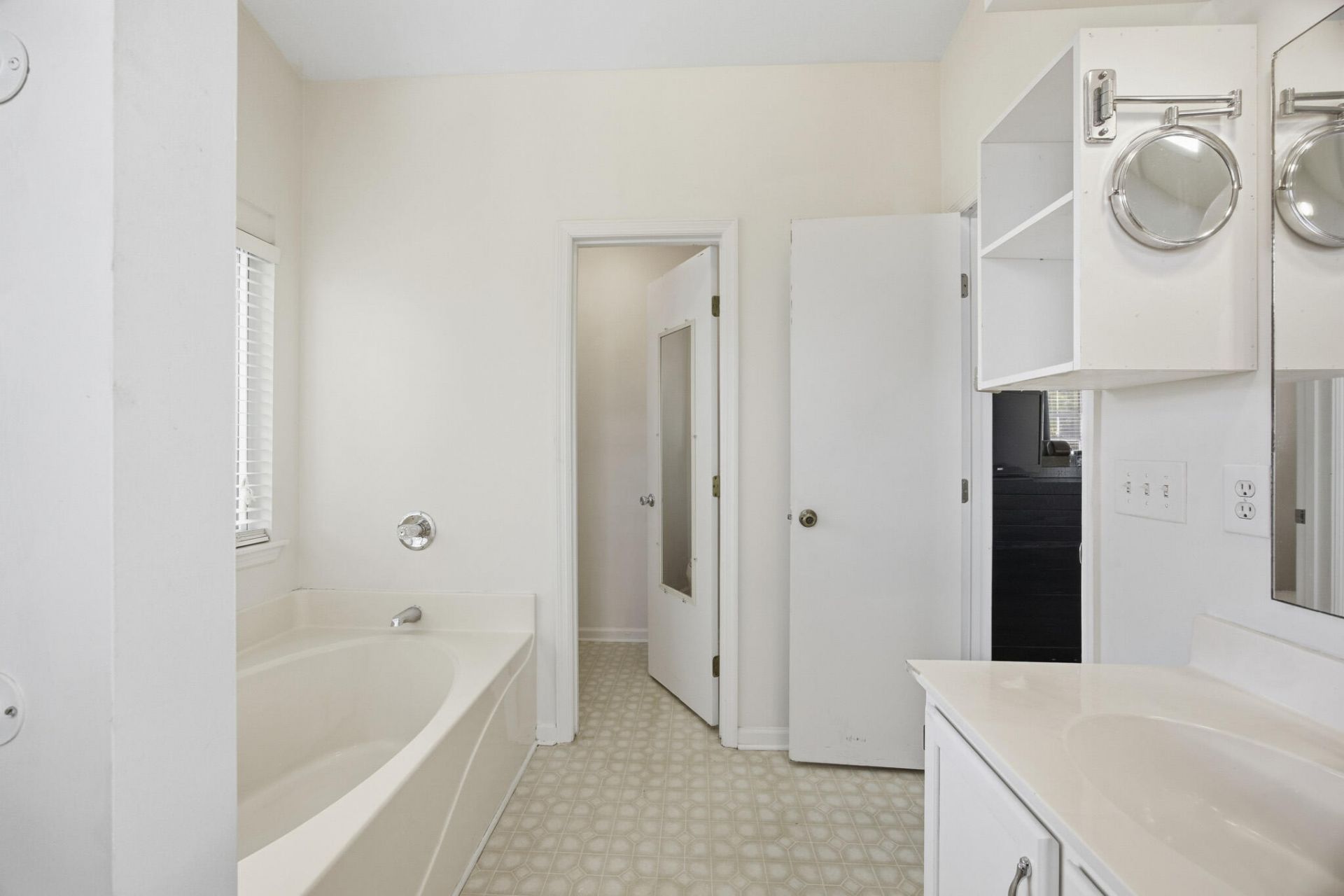 1929 Treebark Drive Photo 23