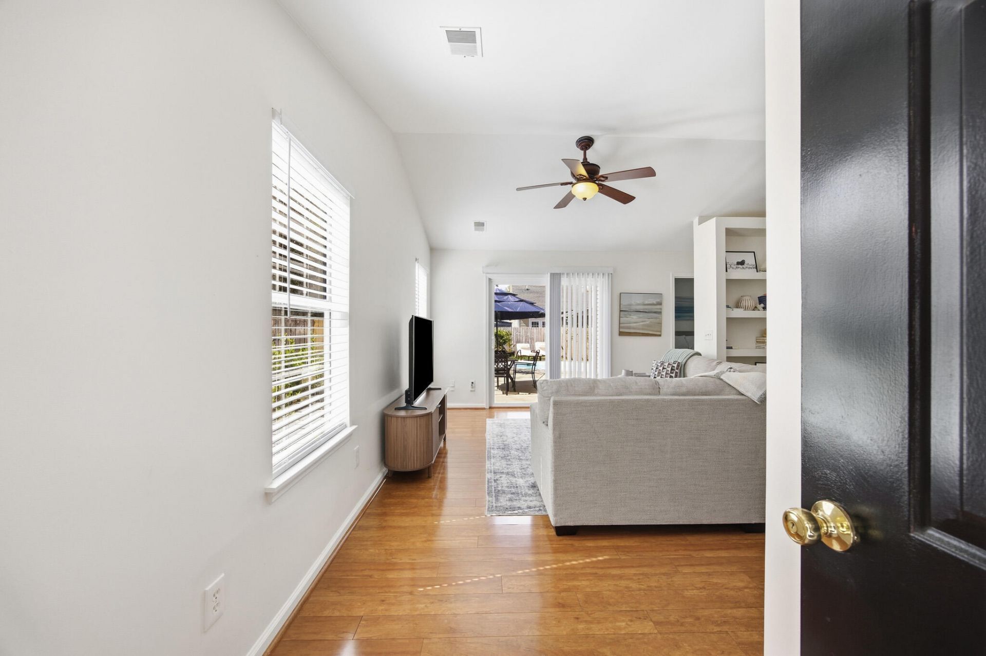 1929 Treebark Drive Photo 6