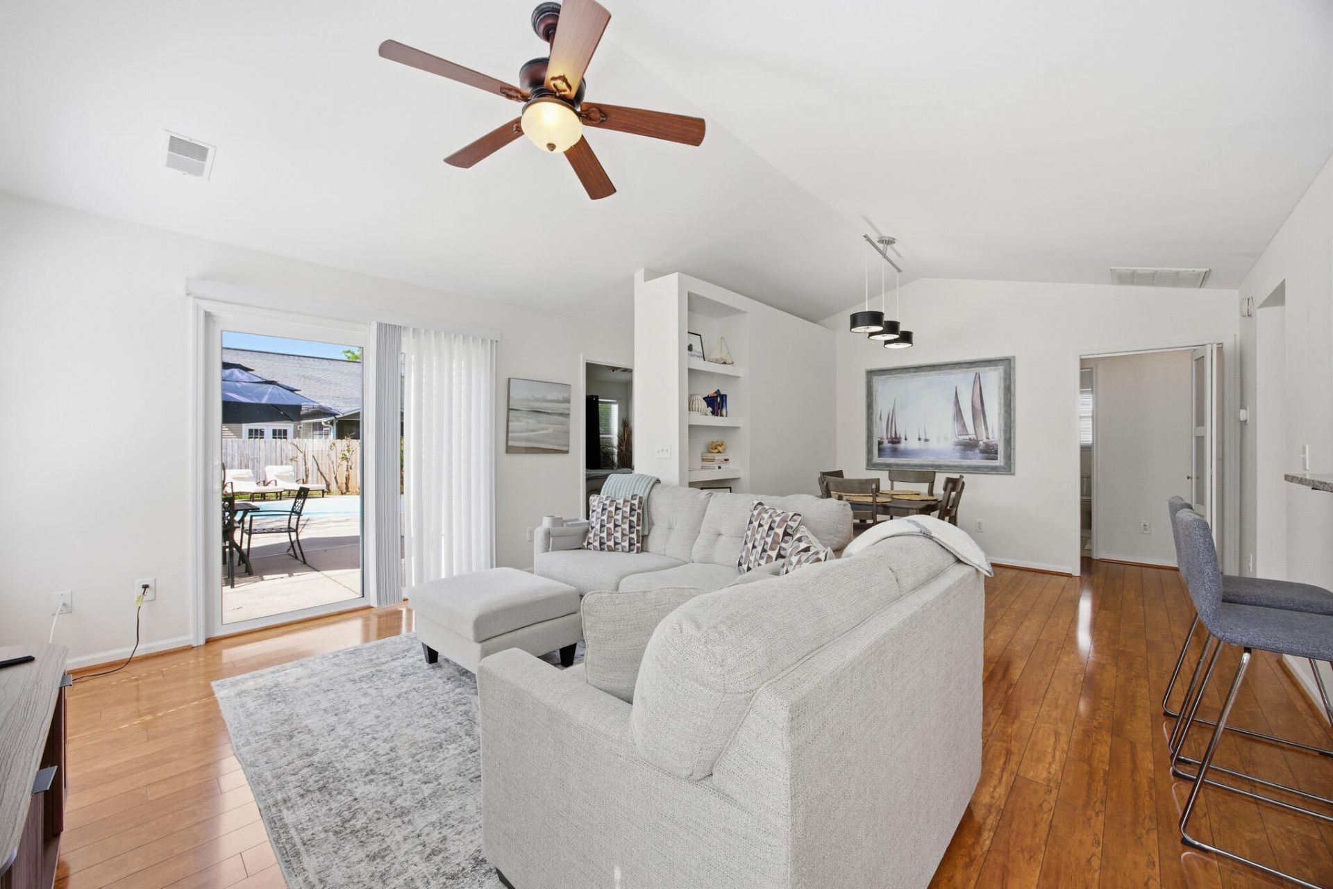 1929 Treebark Drive Photo 7