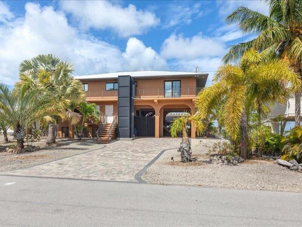 1112 W Shore Drive, Big Pine, FL 33043