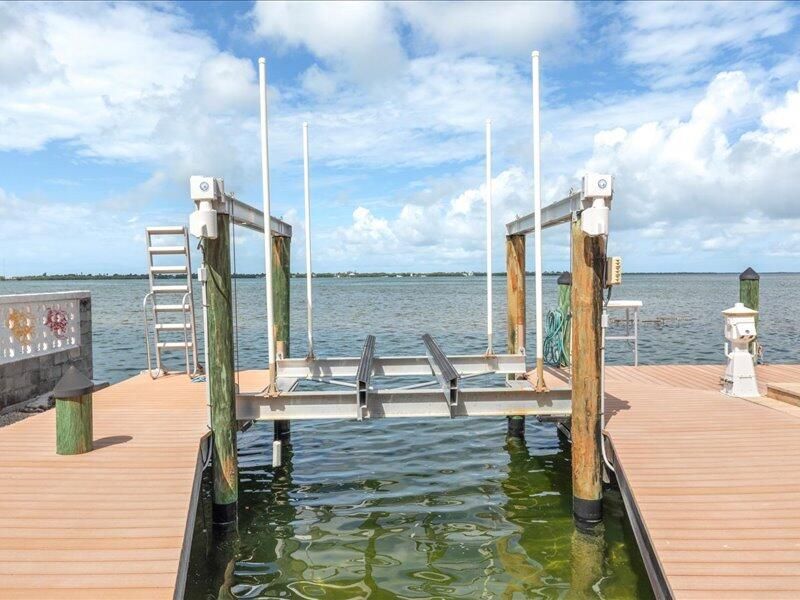1112 W Shore Drive, Big Pine Key, FL 33043 Photo
