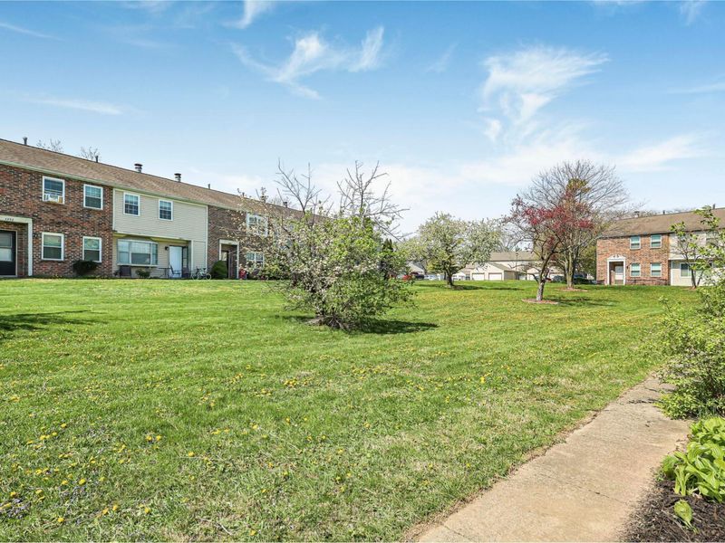 4919 Dublin Falls, Unit C, Columbus, OH 43221 Photo 37