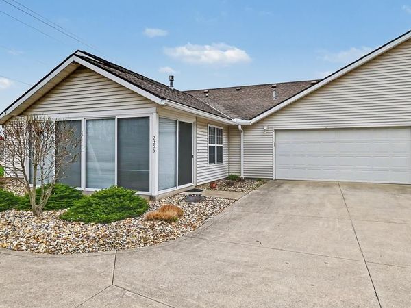 2355 Deerfield Lane, Ontario, OH 44906