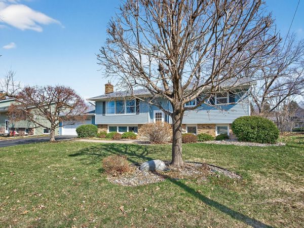 303 Thompson Avenue W, West Saint Paul, MN 55118