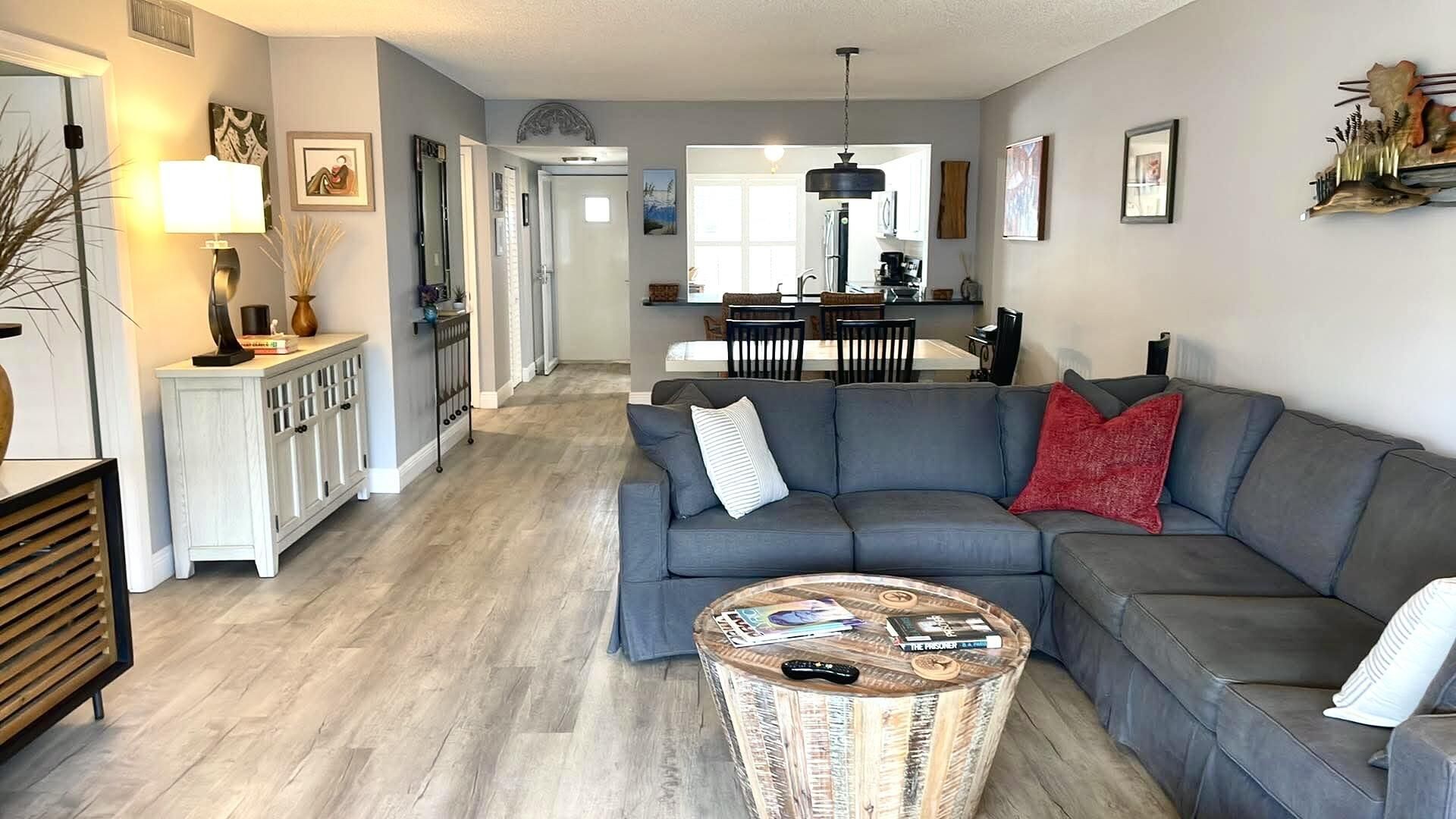1856 SW Palm City Road, Unit 203, Stuart, FL 34994 Photo