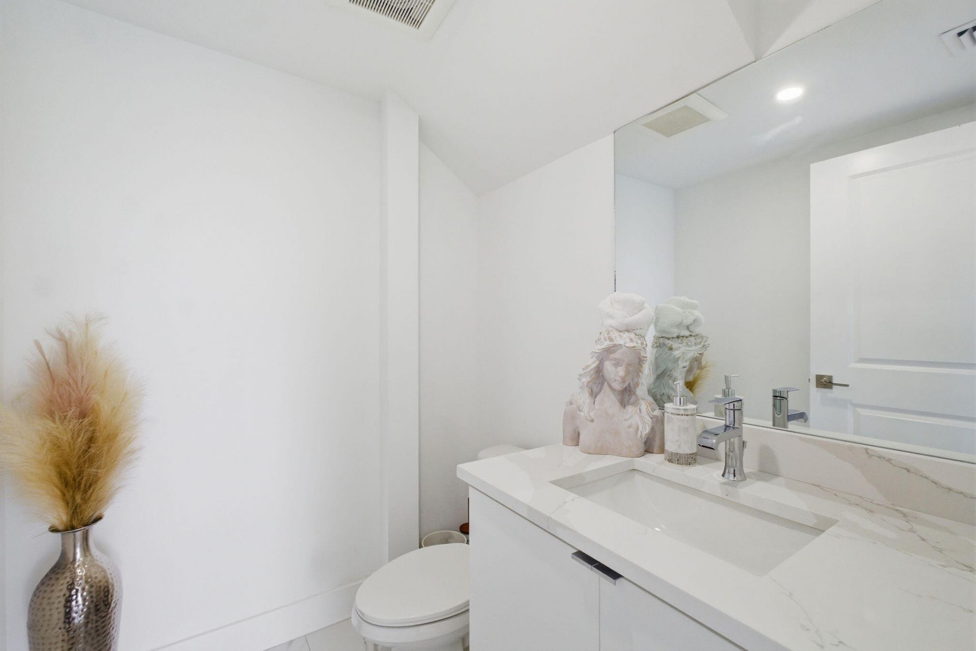 1548 NW 1st Avenue, Pompano Beach, FL 33060 Photo