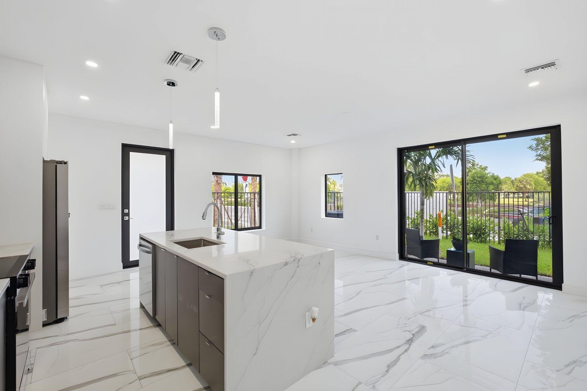 1548 NW 1st Avenue, Pompano Beach, FL 33060 Photo