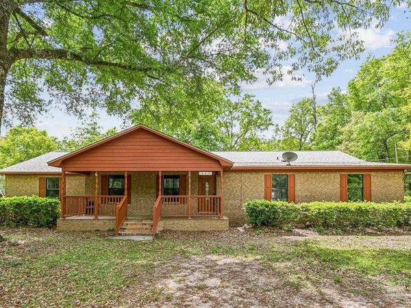 111 Cotton Creek Rd, Mcdavid, FL 32568