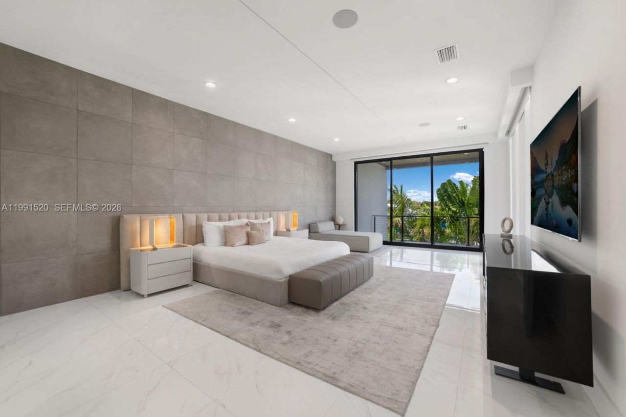 775 NE 77th Ter , Miami, FL 33138 Photo