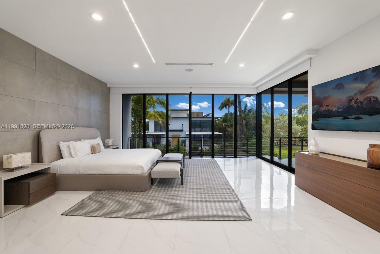 775 NE 77th Ter , Miami, FL 33138 Photo