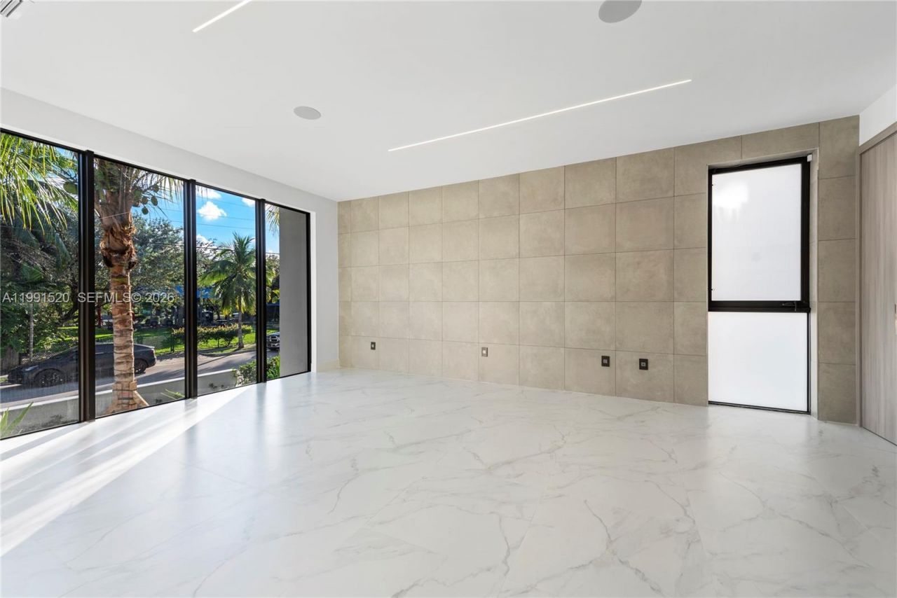 775 NE 77th Ter, Miami, FL 33138 Photo