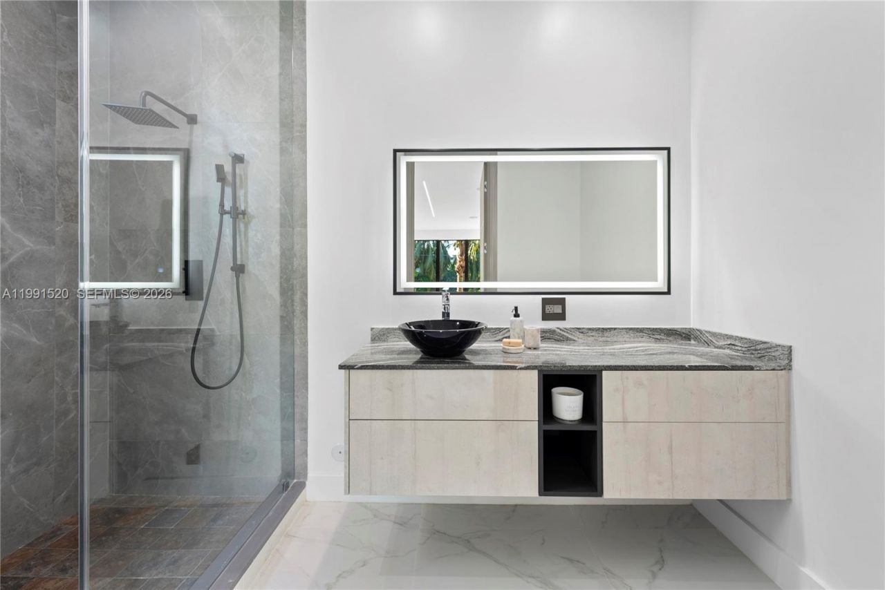 775 NE 77th Ter, Miami, FL 33138 Photo