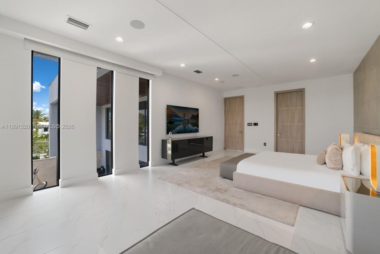 775 NE 77th Ter , Miami, FL 33138 Photo