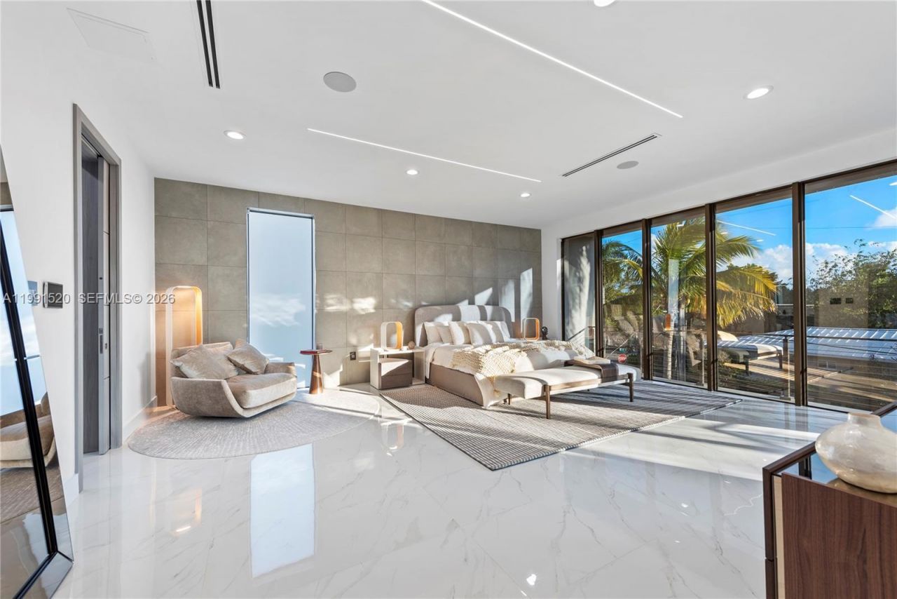 775 NE 77th Ter, Miami, FL 33138 Photo