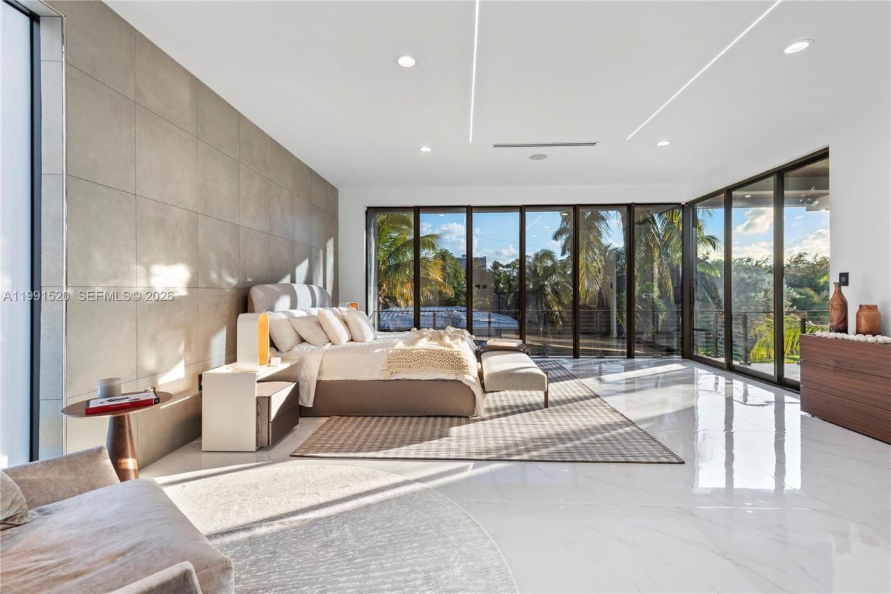 775 NE 77th Ter, Miami, FL 33138 Photo