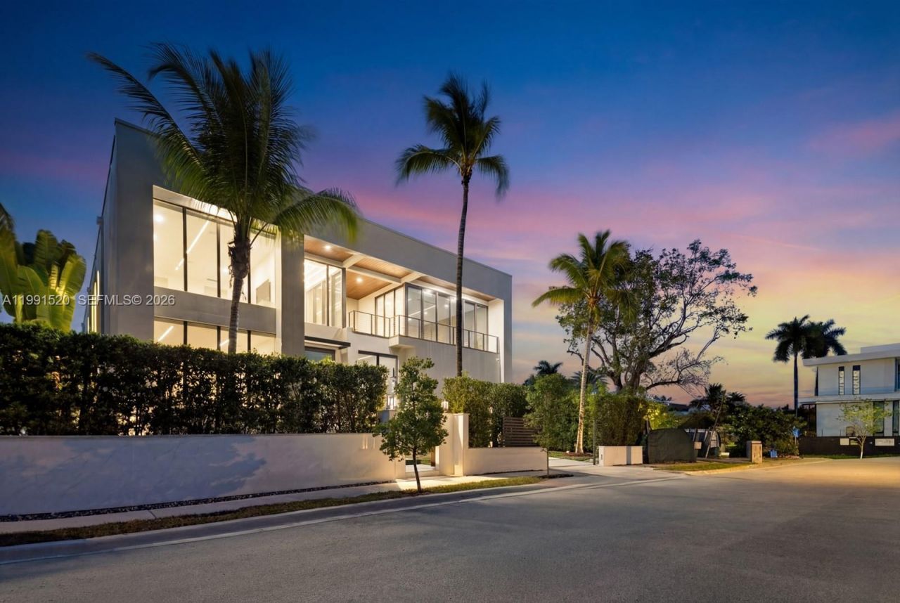 775 NE 77th Ter , Miami, FL 33138 Photo