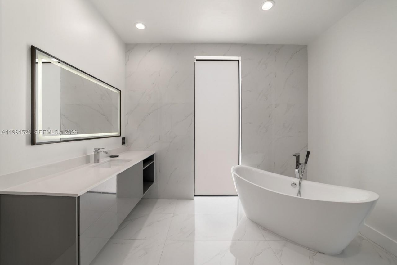 775 NE 77th Ter, Miami, FL 33138 Photo