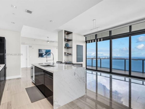Unit 4602, Miami, FL 33131