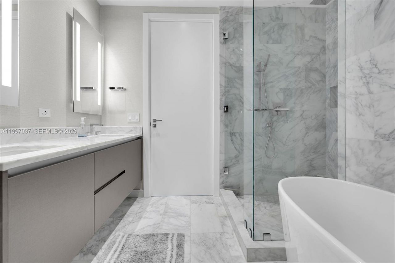 Please Call For Address, Unit 4602, Miami, FL 33131 Photo