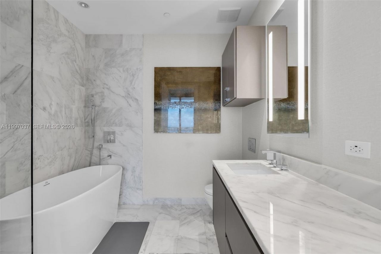 Please Call For Address, Unit 4602, Miami, FL 33131 Photo