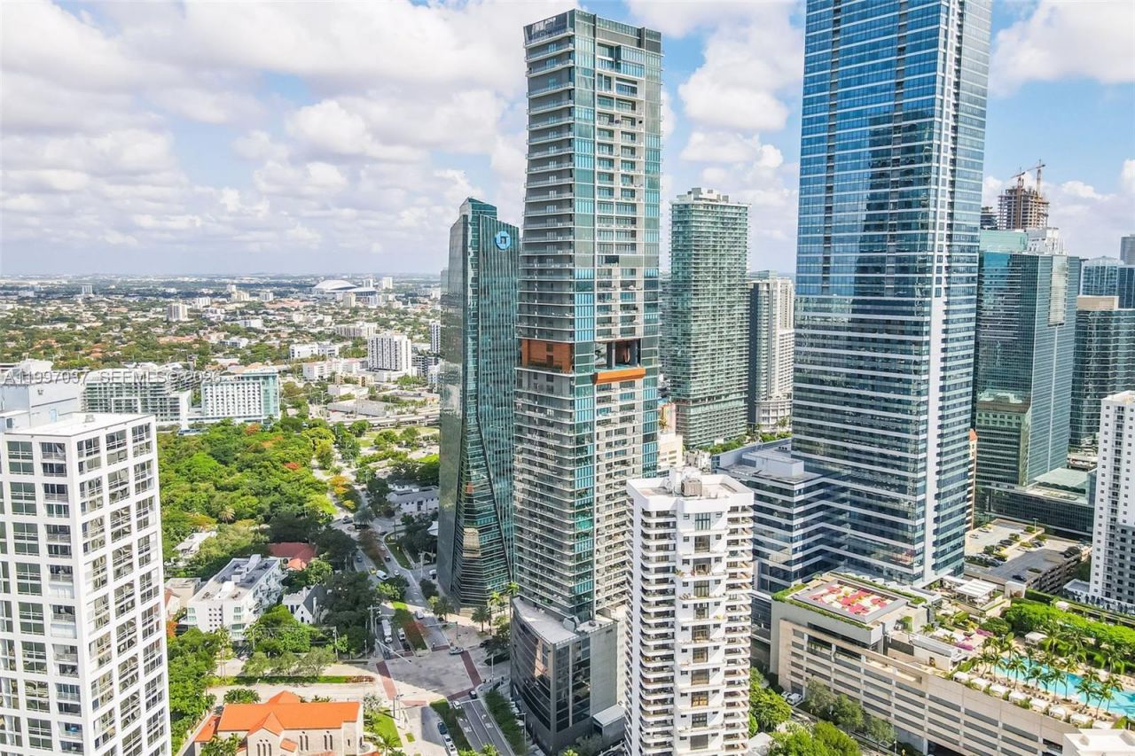 Please Call For Address, Unit 4602, Miami, FL 33131 Photo